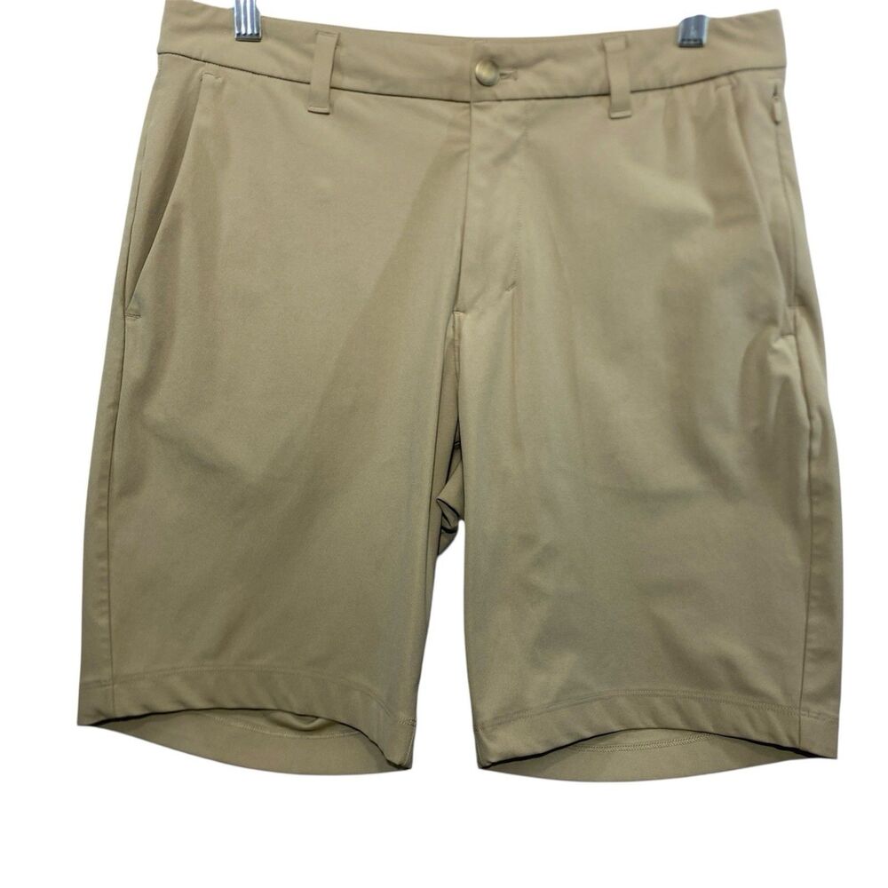 Lululemon Commission Warpstreme 9" Shorts Mens 30 Beige Performance Golf LM7AK3S